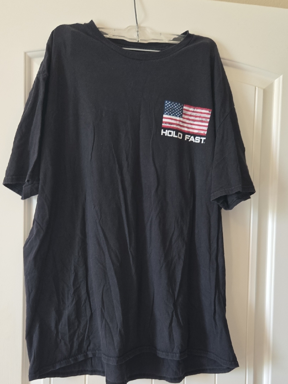 Black Men's Graphic T‑Shirt with Flag Print